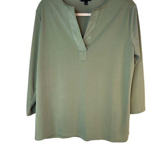 2/$30 Banana Republic Small Womens Sage Green V-Neck 3/4 Sleeve Blouse - Picture 8 of 11